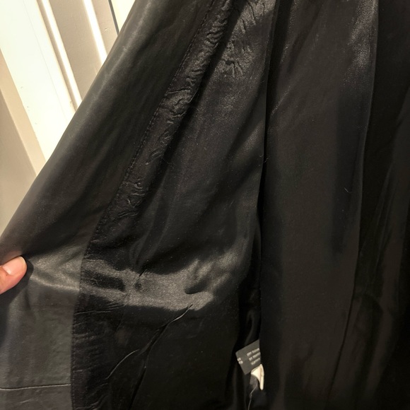 Yudofsky Furriers Leather Coat - Picture 2 of 12